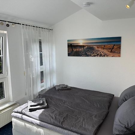 Ruhige, Kleine Ferienwohnung 쇼르텐스 외부 사진