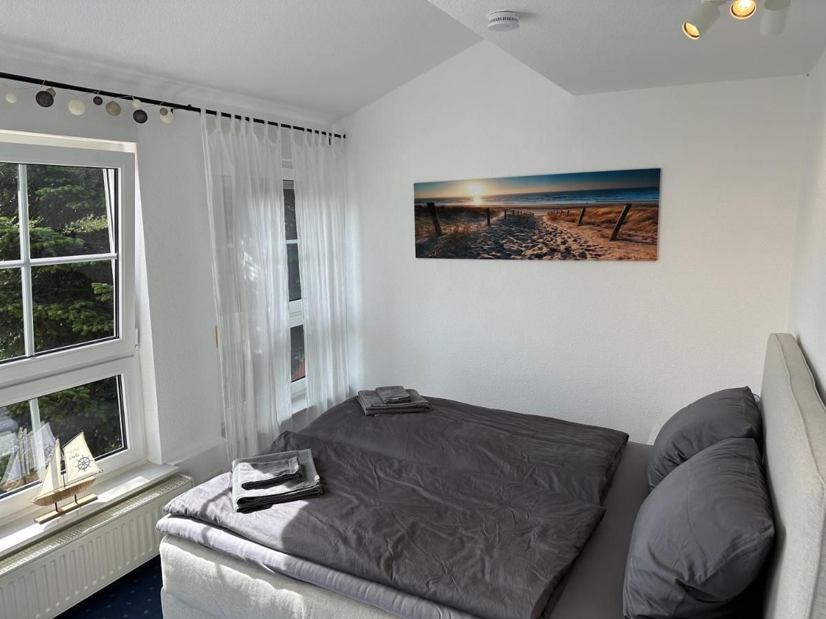 Ruhige, Kleine Ferienwohnung 쇼르텐스 외부 사진